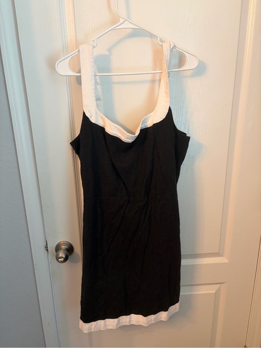 Abercrombie & Fitch Black Mini Dress with White Trim in XXLT